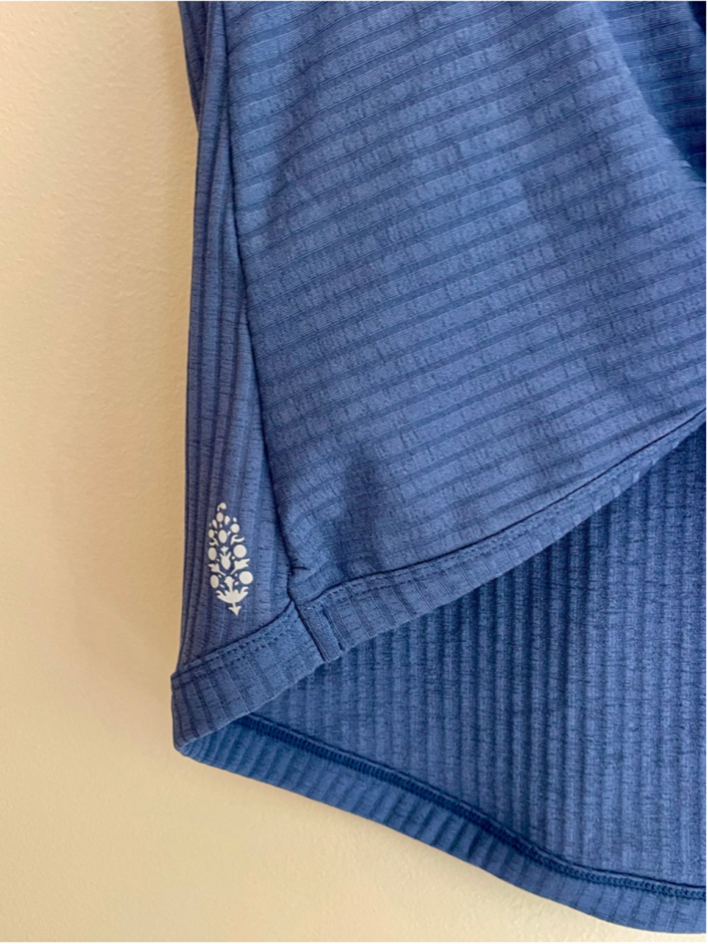 FP Movement Free People Tank Top Women M Blue Ribbed Twist Open Back Athletic - Picture 5 of 5